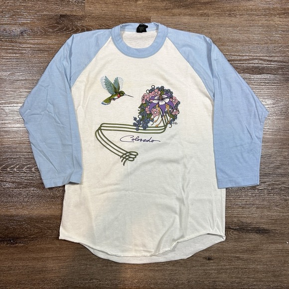 Vintage Tops - Vintage Colorado Shirt Women's M White Flower Humming Bird 80s 3/4 Sleeve USA‎